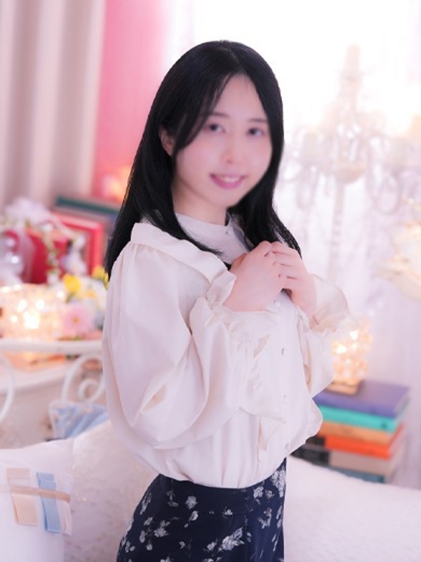 あず未(24)
