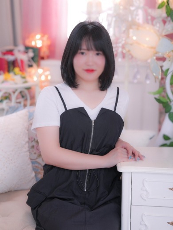 もえ(25)
