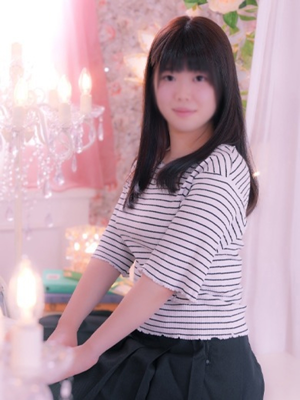 志緒理(19)