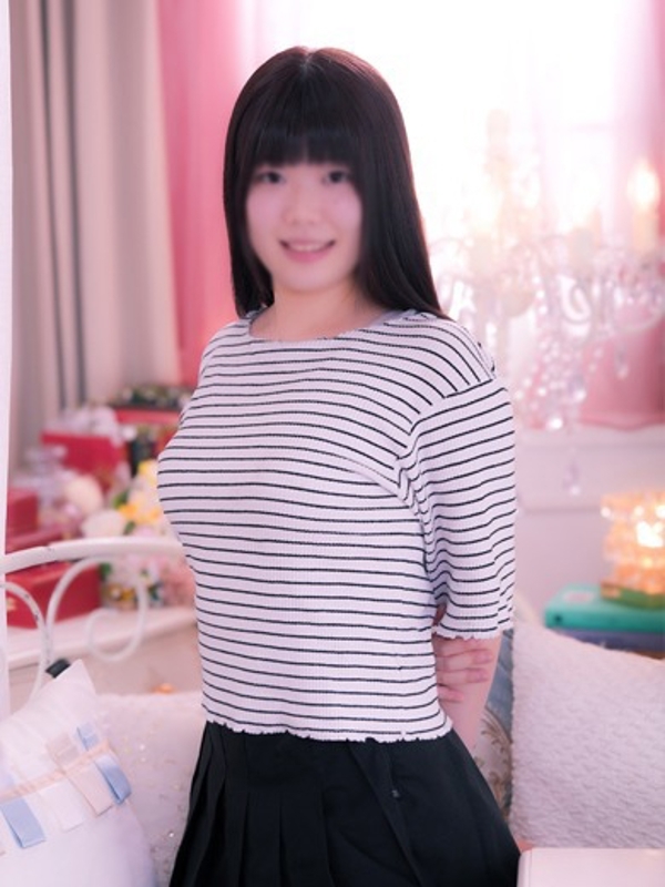 志緒理(19)