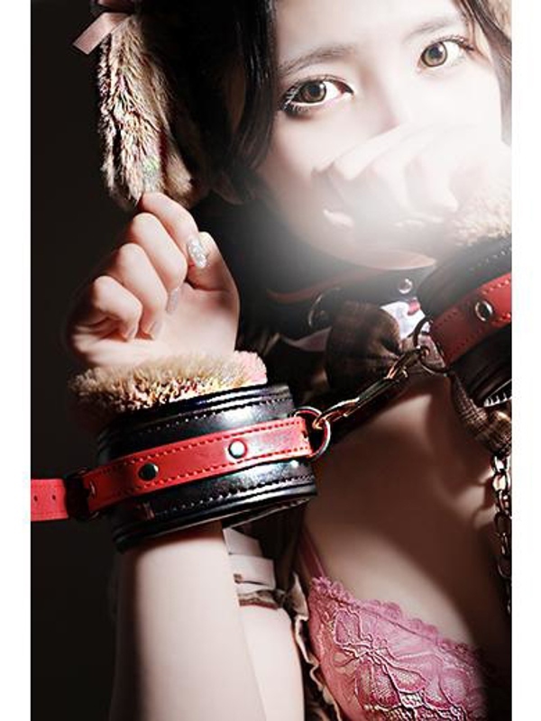 浜辺　みうか(20)