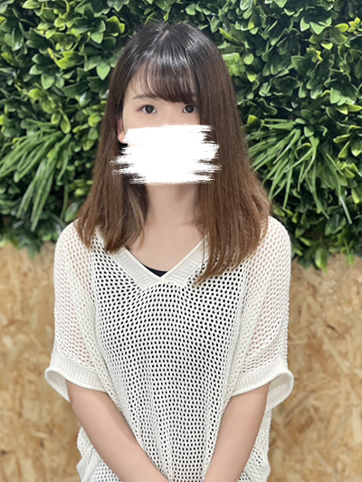 安藤　沙織(24)