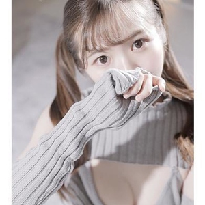 華月　りか