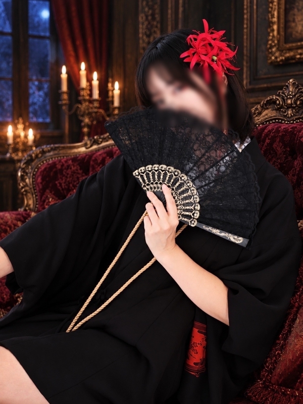 ツキ(28)