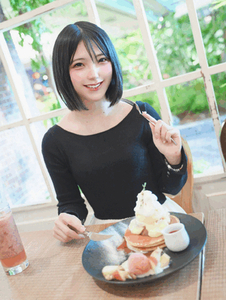 朝からパンケーキ補給今日も出勤〜真