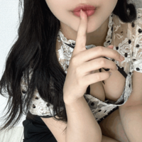 チュッ