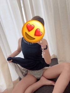 チラッ^ - ^