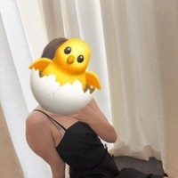 二の腕。笑
