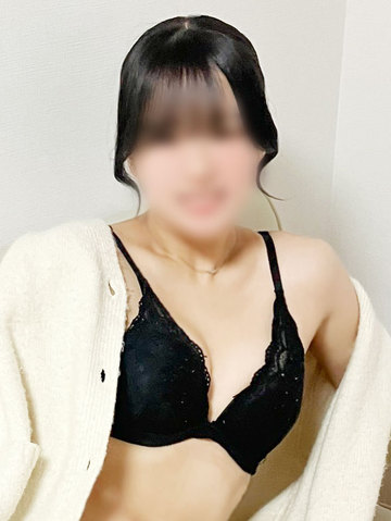 現役女子大生みなみさん、初体験待機中です