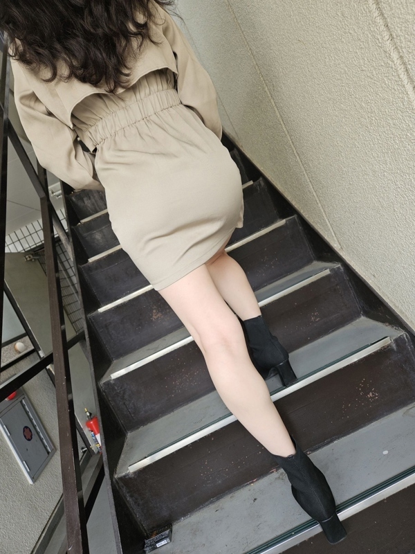 白浜愛美(25)