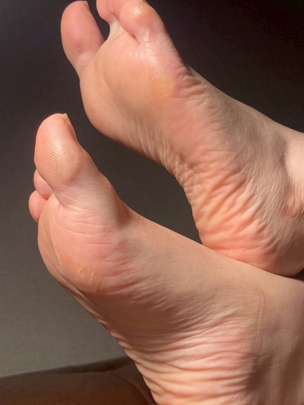 瀬名 あいる(25)