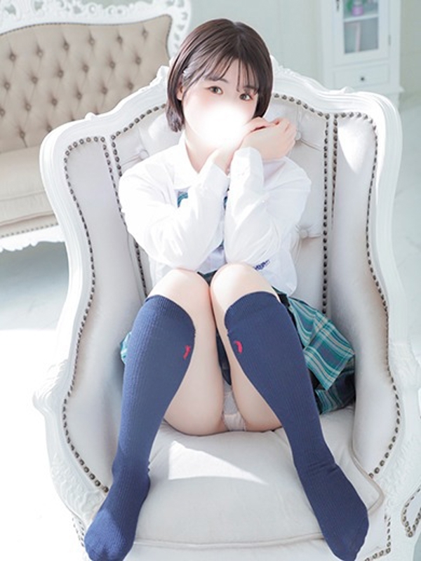 エマ(20)