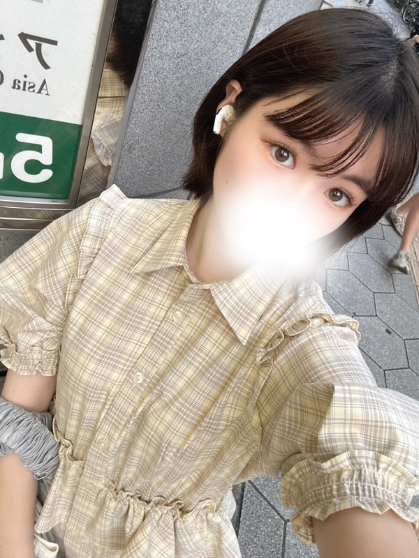 エマ(20)