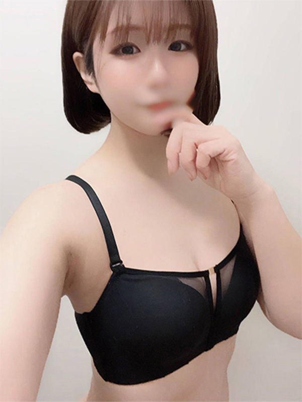 まひる(32)
