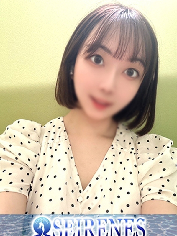 ももな(22)