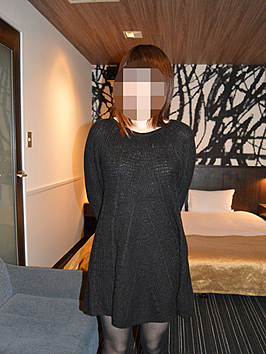 エミ(31)