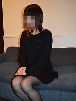 エミ(31)