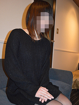 エミ(31)