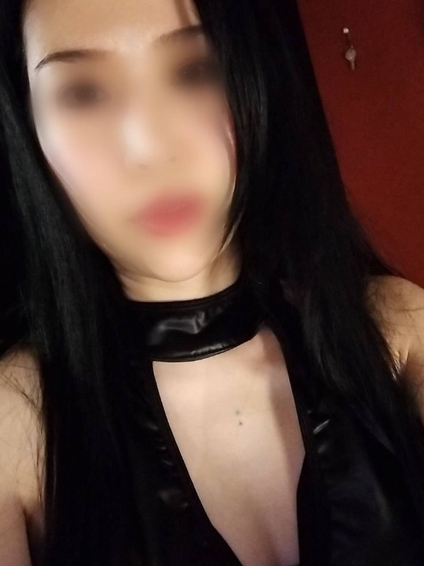 黒崎　べに　女王様