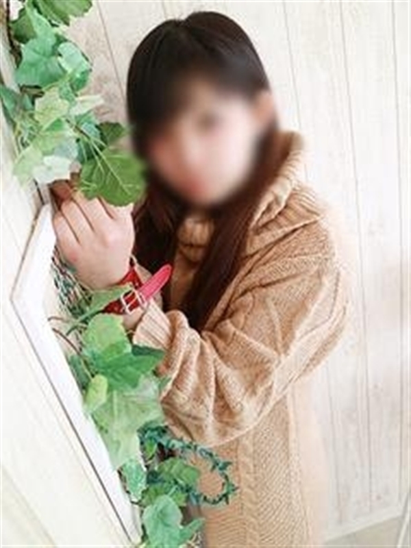 まい(23)
