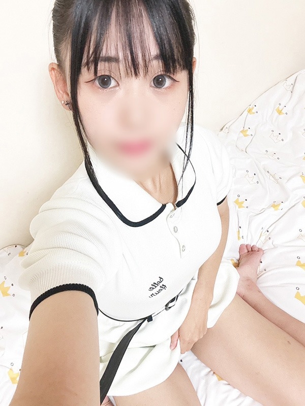 すず(23)