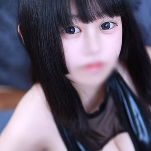 みい