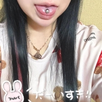 🤍舌ピアスチラッ💕👅🤍