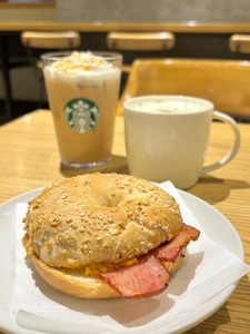 マゾ豚あけみの楽しみ方はご主人さま次第🤭