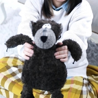 お尻が見えちゃいそうでモジモジドキドキ🤭