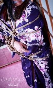 舐め犬あけみ...あぁせぇこぉせぇ言われながら🤭