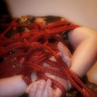 囚われの身...惨めな姿で罰を与えれてボロボロに...🤭