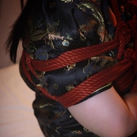 ご主人さまをぐるぐる巻きにしてペロペロ🤭