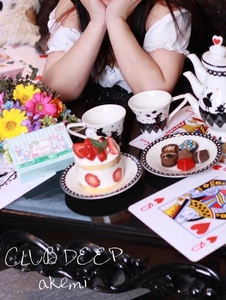 本日もご主人さま方のお誘いお待ちしてます?