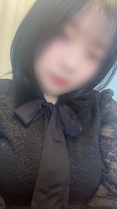 お兄さんに見てもらいたくて♡