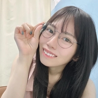 眼鏡っ娘