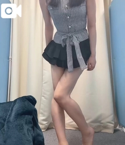 見えそう...🫣
